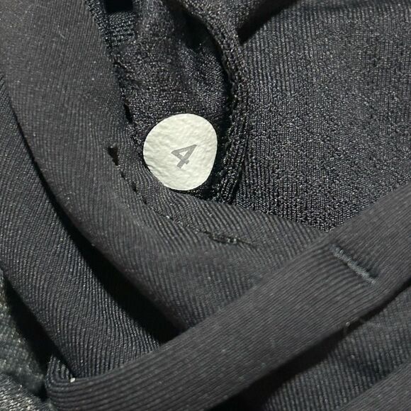 Lululemon Women's Wild Tank Top Gray Size 4 Yoga Gym Activewear - Picture 7 of 7